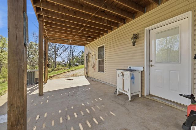1340 Nunn Switch, Marion, KY 42064