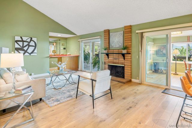 7945 Shadow Hill Dr, La Mesa, CA 91941