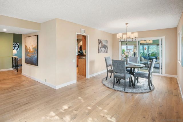 7945 Shadow Hill Dr, La Mesa, CA 91941