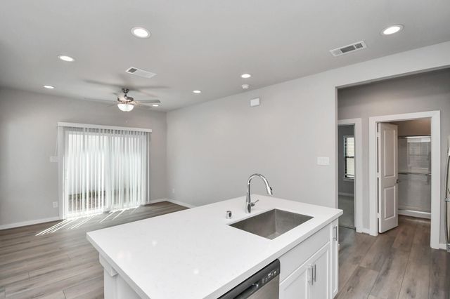 23823 Cumberland Ridge Drive 636, Houston, TX 77447