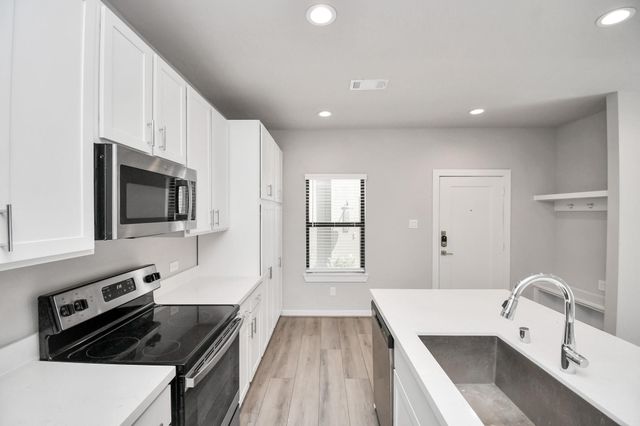 23823 Cumberland Ridge Drive 636, Houston, TX 77447