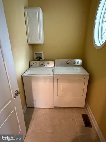 196 PINE VALLEY RD, Dover, DE 19904