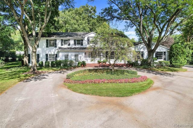 27220 Willowgreen Court, Franklin, MI 48025