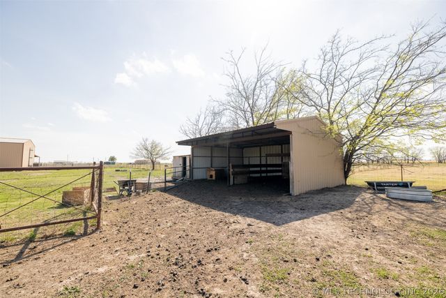 3851 Alt 75 Highway, Beggs, OK 74421