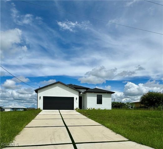 7029 Palpano CIR, Labelle, FL 33935