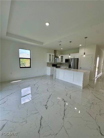 7029 Palpano CIR, Labelle, FL 33935