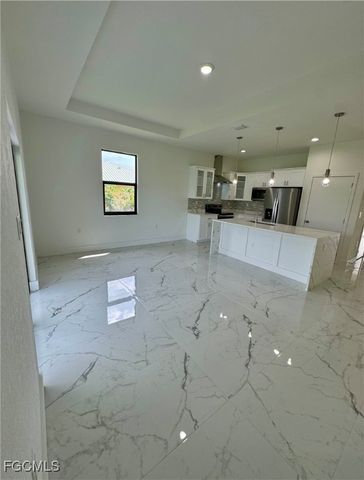 7029 Palpano CIR, Labelle, FL 33935