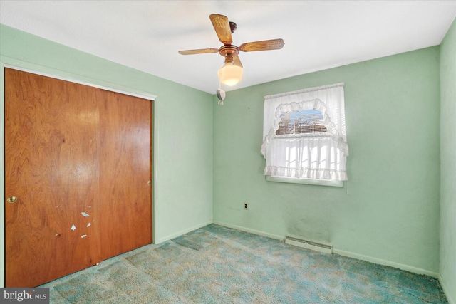 1825 POWDER MILL RD, York, PA 17402