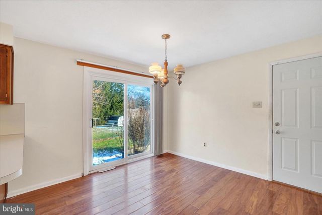 1825 POWDER MILL RD, York, PA 17402