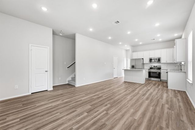 15608 Sycamore Drive, Montgomery, TX 77356