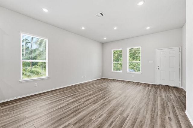 15608 Sycamore Drive, Montgomery, TX 77356