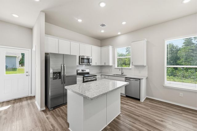 15608 Sycamore Drive, Montgomery, TX 77356