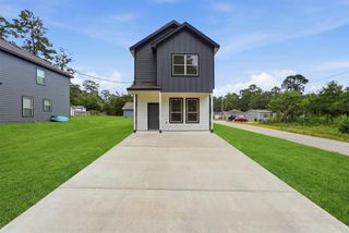 15608 Sycamore Drive, Montgomery, TX 77356