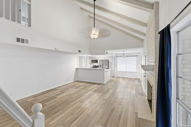 6106 Vance Jackson Rd Apt 1, San Antonio, TX 78230