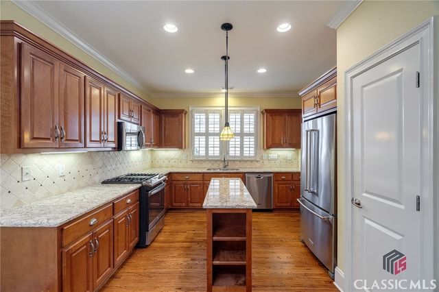 827 Commons Park, Statham, GA 30666
