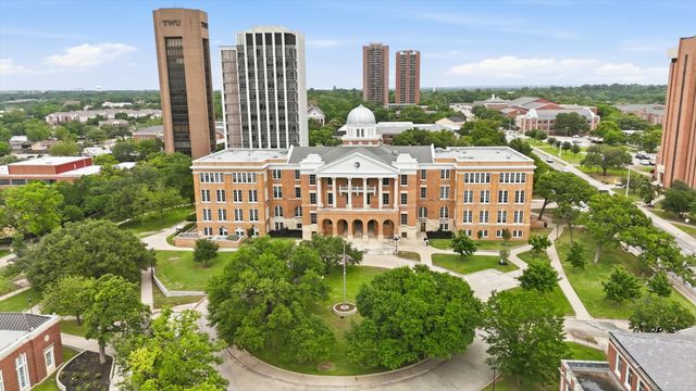 2513 Chebi Lane, Denton, TX 76209