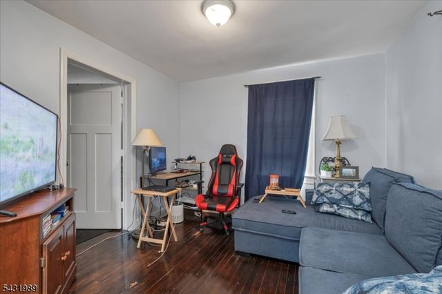 419 Oak St 2, Garwood Boro, NJ 07027