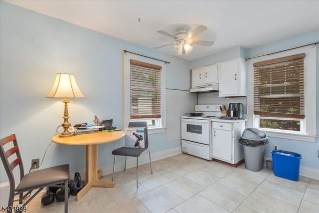 419 Oak St 2, Garwood Boro, NJ 07027