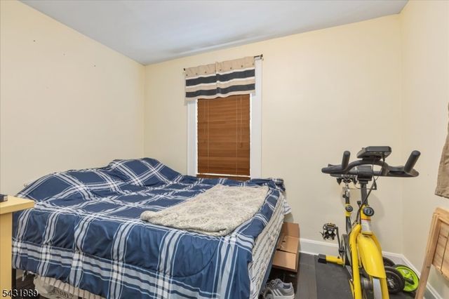419 Oak St 2, Garwood Boro, NJ 07027