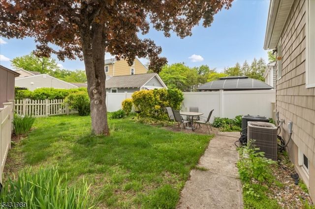419 Oak St 2, Garwood Boro, NJ 07027