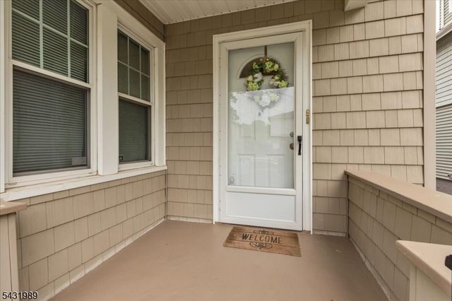 419 Oak St 2, Garwood Boro, NJ 07027