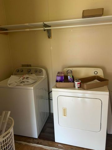 1130 Fulham Court, Wayland, MI 49348