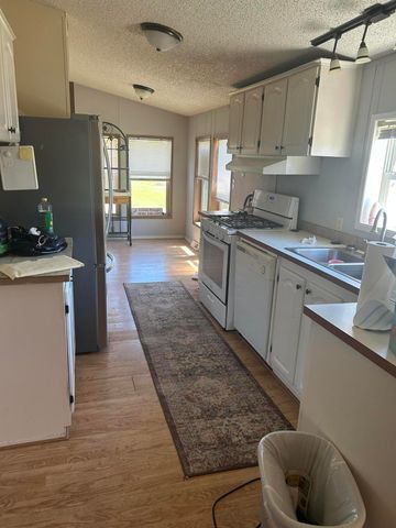 1130 Fulham Court, Wayland, MI 49348
