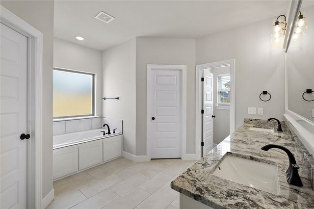 2404 Salmon Street, Pea Ridge, AR 72751