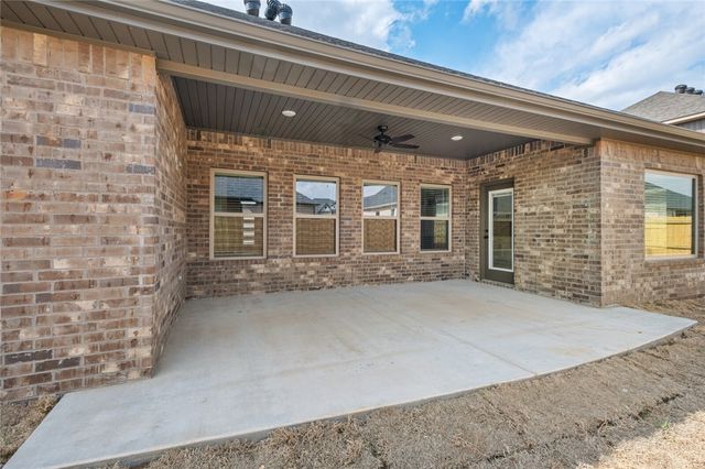 2404 Salmon Street, Pea Ridge, AR 72751