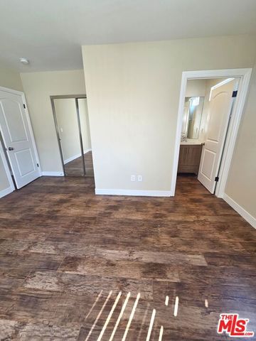 1721 W 39th Pl, Los Angeles, CA 90062
