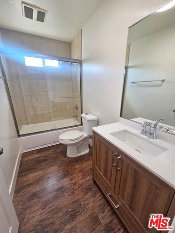 1721 W 39th Pl, Los Angeles, CA 90062