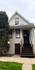 9236 S Blackstone Avenue, Chicago, IL 60619