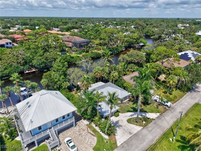 9964 Puopolo LN, Bonita Springs, FL 34135
