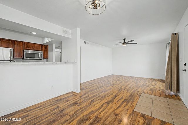 5135 N 10TH Street 15, Phoenix, AZ 85014