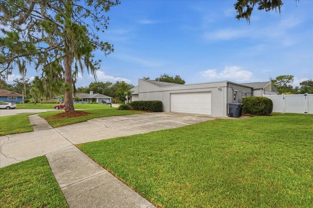 107 ELM SQUARE S, Lakeland, FL 33813