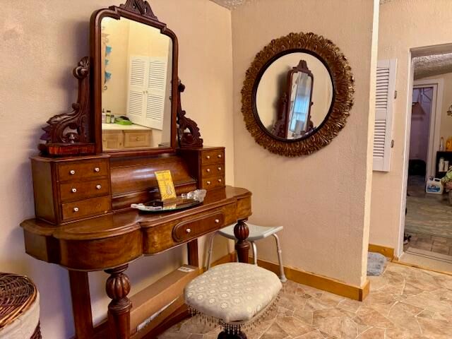 7702 County Road 2800, Mountain View, MO 65548