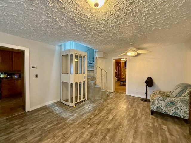 7702 County Road 2800, Mountain View, MO 65548