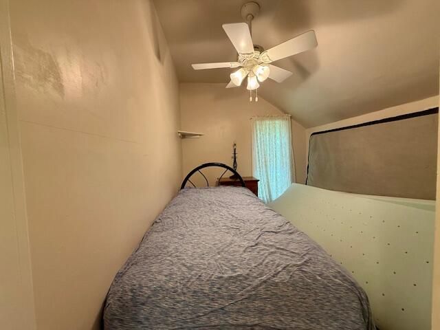 7702 County Road 2800, Mountain View, MO 65548