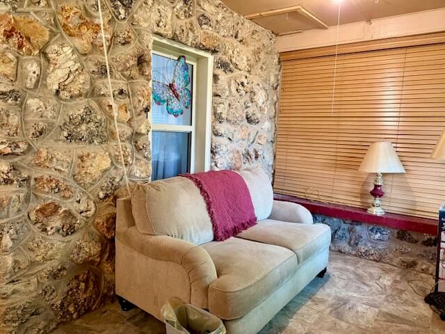 7702 County Road 2800, Mountain View, MO 65548