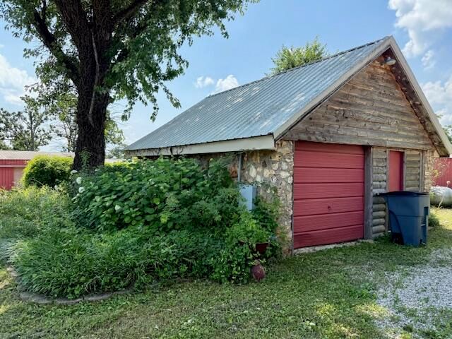 7702 County Road 2800, Mountain View, MO 65548