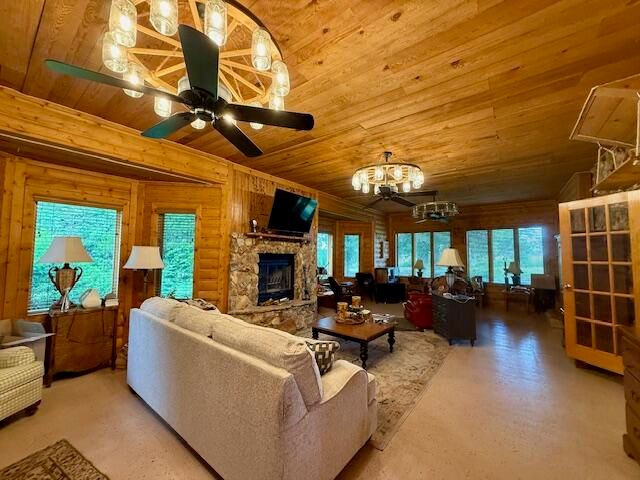 7702 County Road 2800, Mountain View, MO 65548