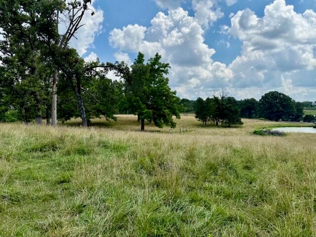 7702 County Road 2800, Mountain View, MO 65548