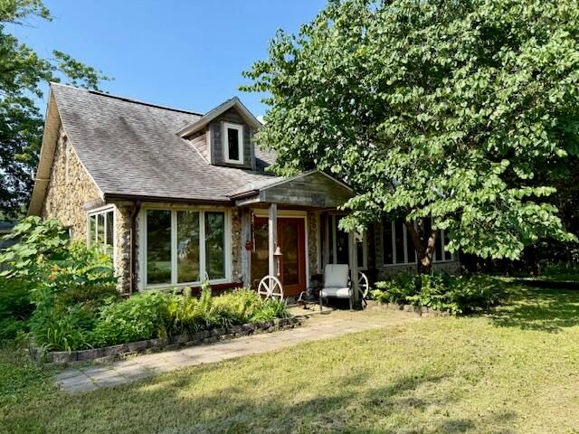 7702 County Road 2800, Mountain View, MO 65548