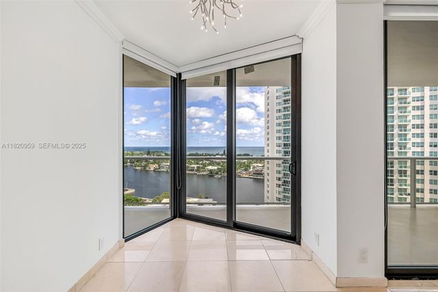 20281 E Country Club Drive 1412, Aventura, FL 33180