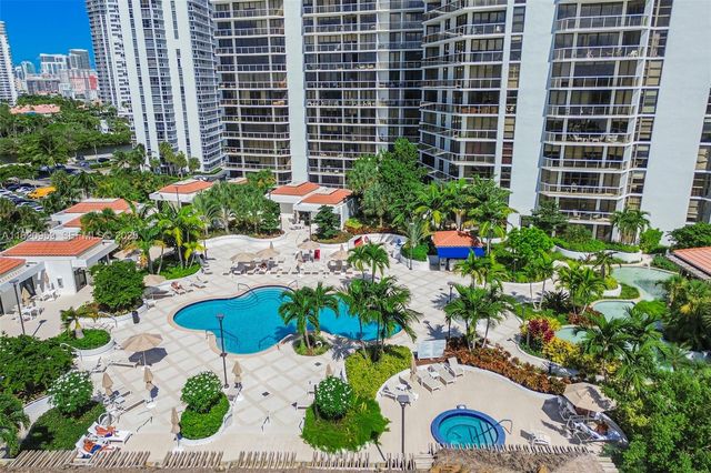 20281 E Country Club Drive 1412, Aventura, FL 33180