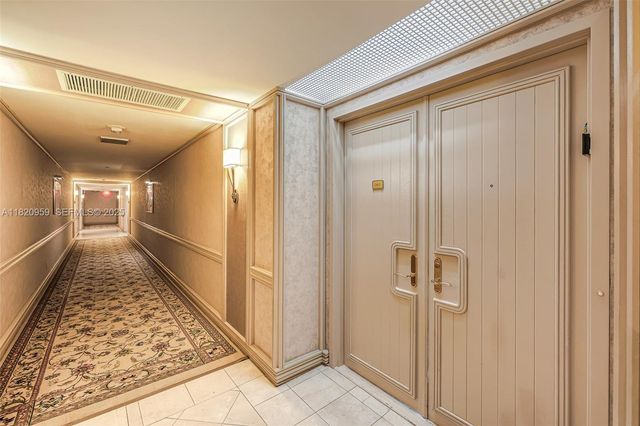 20281 E Country Club Drive 1412, Aventura, FL 33180