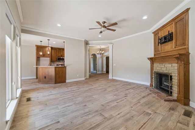 2351 E Lakewood Drive, Guthrie, OK 73044