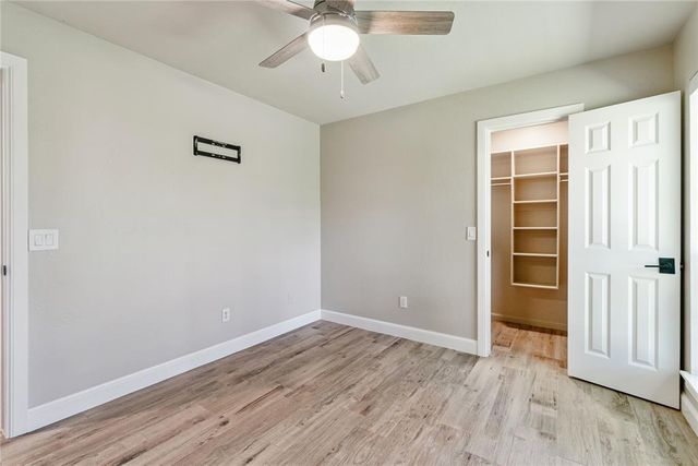 2351 E Lakewood Drive, Guthrie, OK 73044