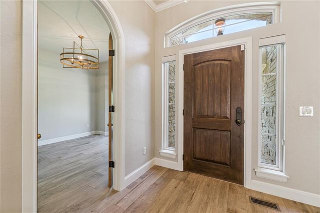 2351 E Lakewood Drive, Guthrie, OK 73044