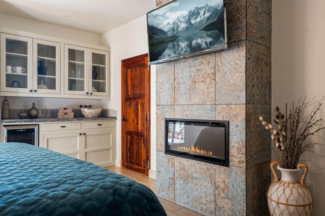 929 Shoofly Street A, Santa Fe, NM 87505